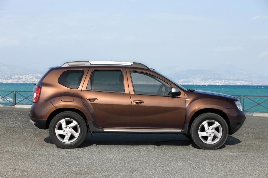  Dacia Duster 2010 года  (фото 33 из 66)